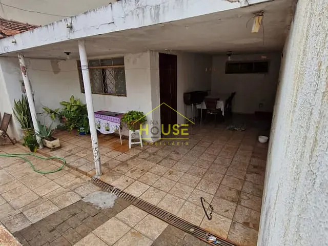 Casa 2 quartos e 1 banheiro, à venda, no bairro Jardim Genevi em Fernandópolis