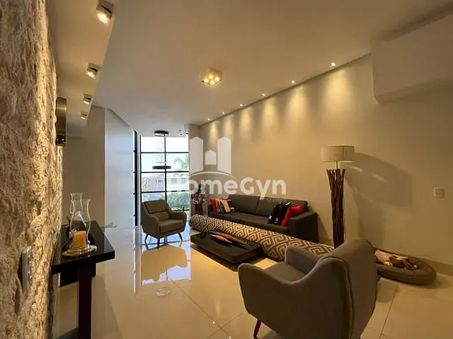 Casa com 747m² 3 quartos e 6 banheiros, à venda, no bairro Jardins Munique em Goiânia
