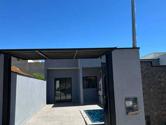 Casa 2 quartos e 2 banheiros, à venda, no bairro Manacás em Extrema