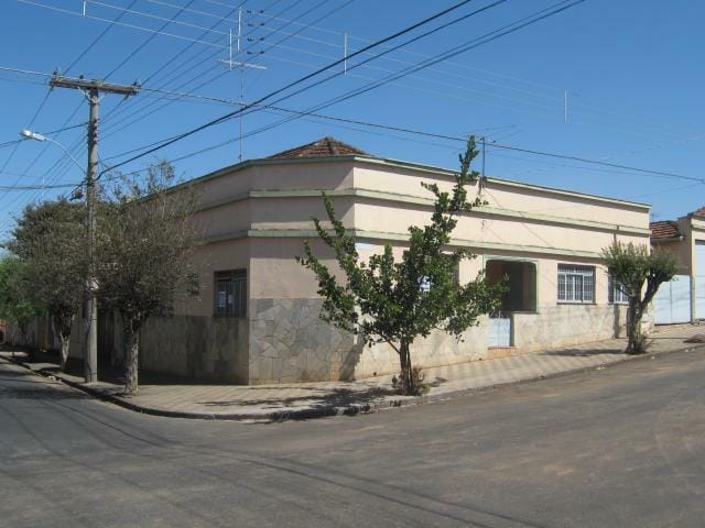 Foto do Casa - Casa à venda 2 Quartos, 1 Suite, 1 Vaga, 400M², Fabrício, Uberaba - MG | ZUCATO IMOBILIARIA LTDA