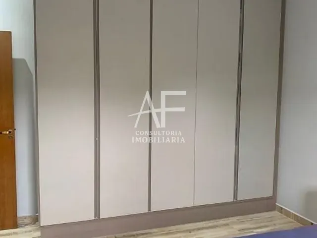 Casa com 760m² 4 quartos e 4 banheiros, à venda, no bairro Morada dos Nobres em Taubaté