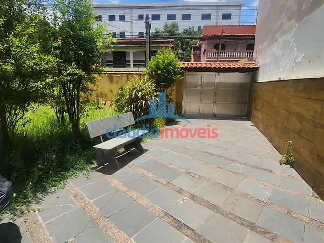 Casa 2 quartos e 1 banheiro, à venda, no bairro Ano Bom em Barra Mansa