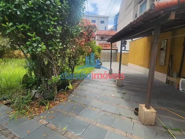 Casa 2 quartos e 1 banheiro, à venda, no bairro Ano Bom em Barra Mansa
