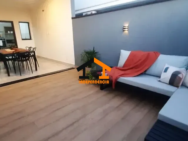Casa com 250m² 3 quartos e 4 banheiros, à venda, no bairro Jardim Pedreira em Itu