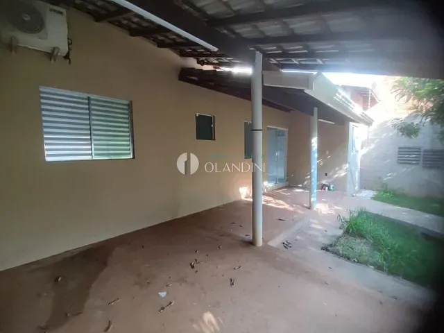 Casa com 250m², à venda, no bairro Jardim Leonor em Artur Nogueira