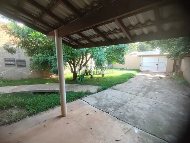 Casa com 250m², à venda, no bairro Jardim Leonor em Artur Nogueira