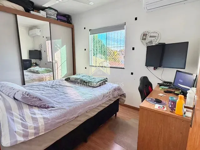 Casa 2 quartos e 1 banheiro, à venda, no bairro Parque Xangri-Lá em Contagem