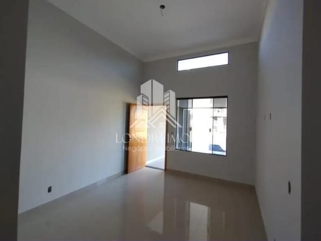 Casa 3 quartos e 2 banheiros, à venda, no bairro Residencial Portal do Sol em Londrina