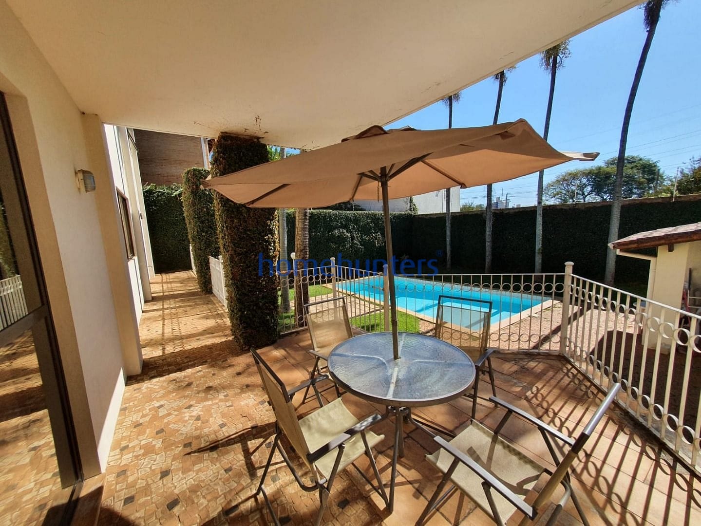 Casa para alugar com 5 quartos, 375m² - Foto 6