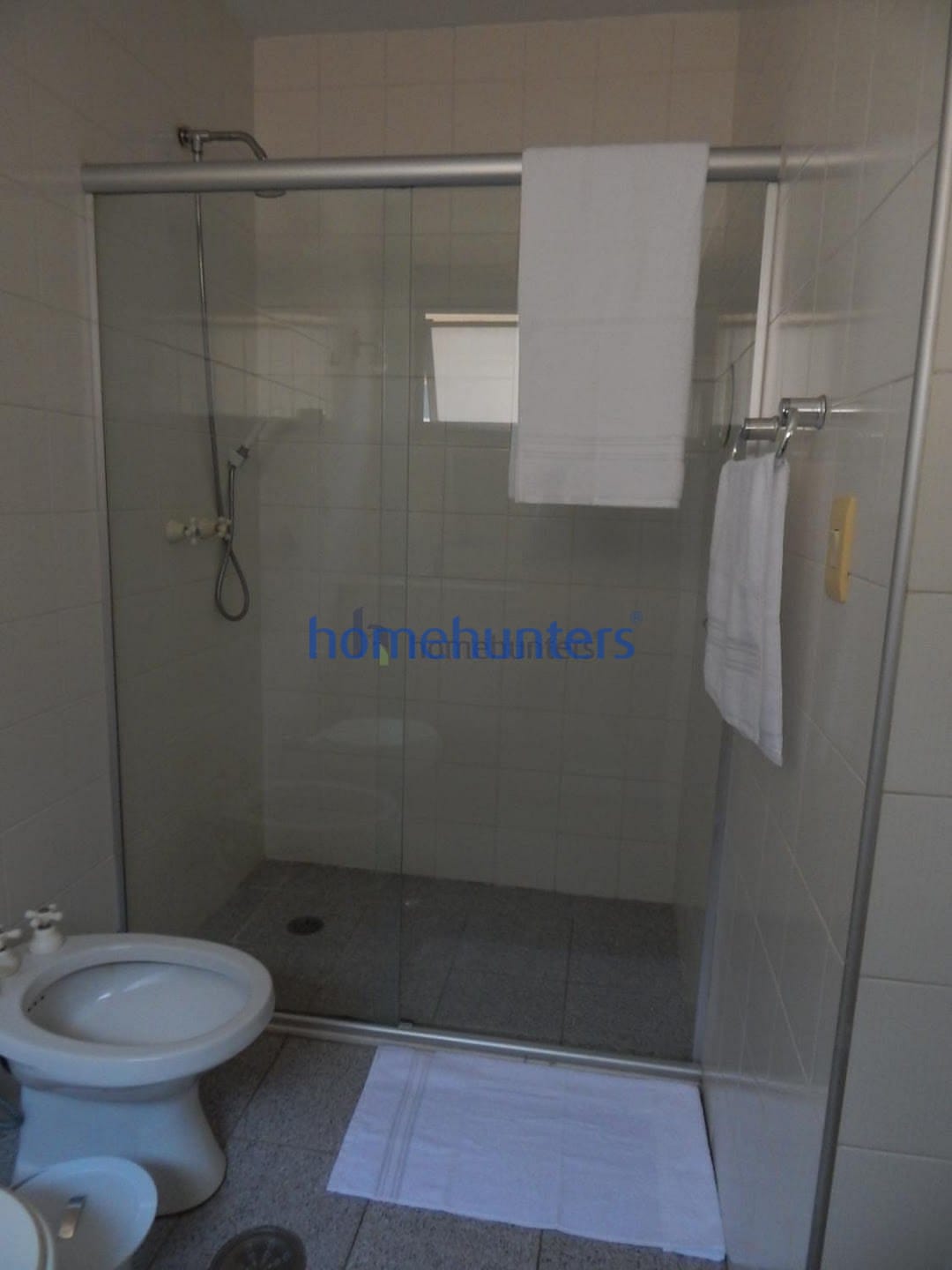 Casa para alugar com 5 quartos, 375m² - Foto 27