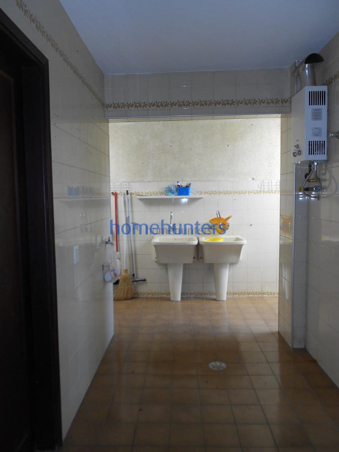 Casa para alugar com 5 quartos, 375m² - Foto 22