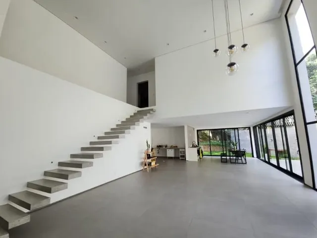 Casa com 1158m² 3 quartos e 6 banheiros, à venda, no bairro Alpes dos Araçás (Jordanésia) em Cajamar