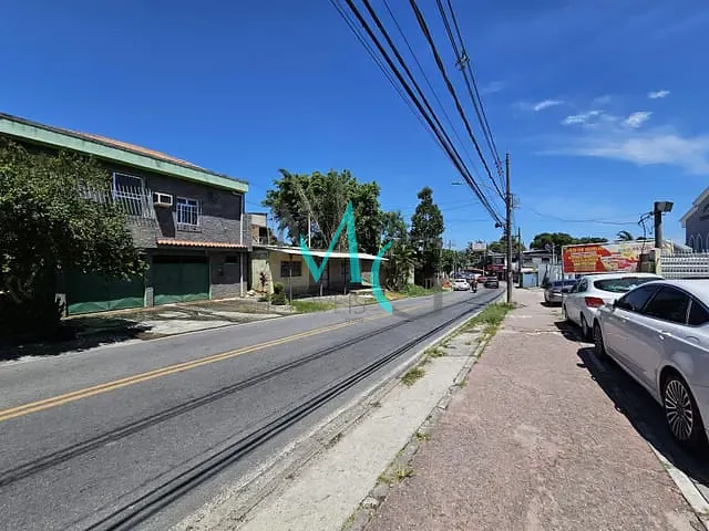 Casa com 720m², para alugar, no bairro Santa Cruz em Rio de Janeiro