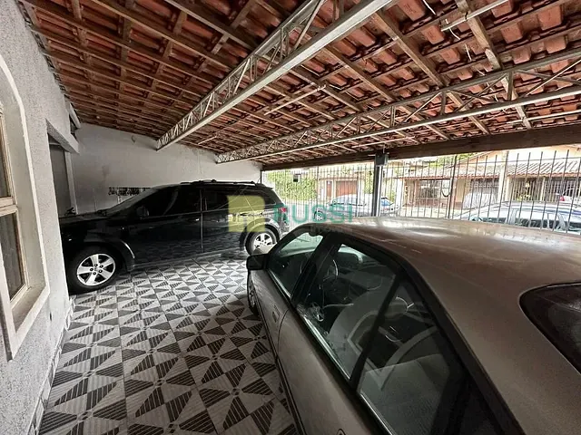 Casa com 250m² 3 quartos e 3 banheiros, à venda, no bairro Jardim das Indústrias em São José dos Campos