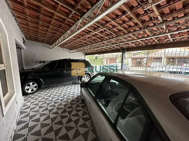 Casa com 250m² 3 quartos e 3 banheiros, à venda, no bairro Jardim das Indústrias em São José dos Campos