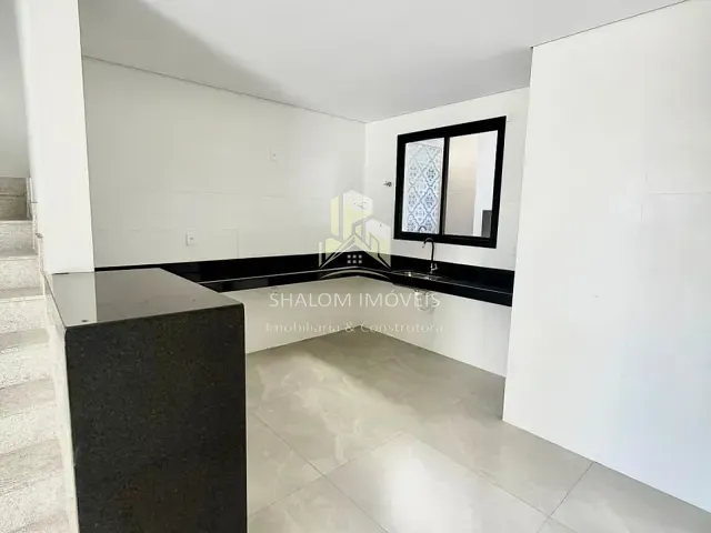Casa 3 quartos e 2 banheiros, à venda, no bairro Itapoã em Belo Horizonte