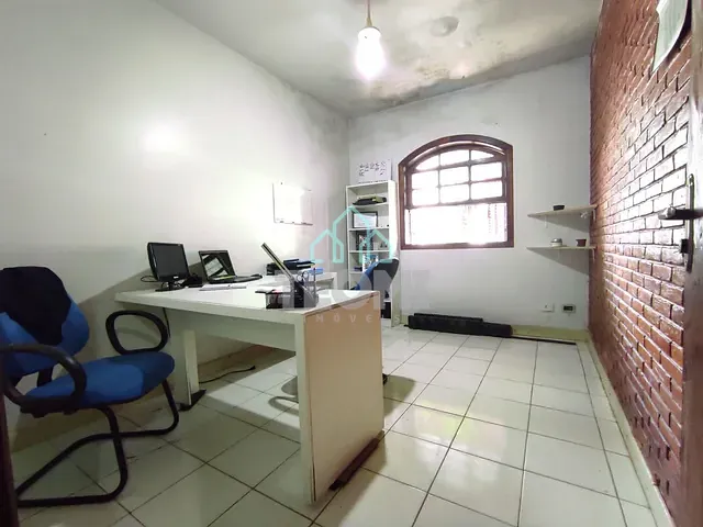 Casa com 460m², à venda, no bairro Jardim das Nações em Taubaté