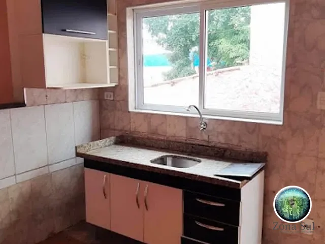 Casa com 100m² 2 quartos e 1 banheiro, à venda, no bairro Vila Barcelona em Sorocaba