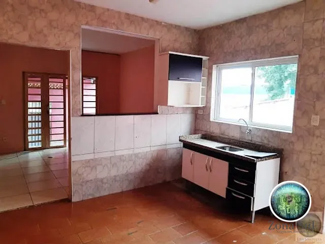 Casa com 100m² 2 quartos e 1 banheiro, à venda, no bairro Vila Barcelona em Sorocaba
