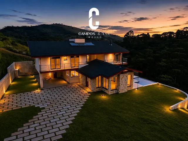 Casa com 2520m² 5 quartos e 8 banheiros, à venda, no bairro Condomínio Iporanga em Campos do Jordão