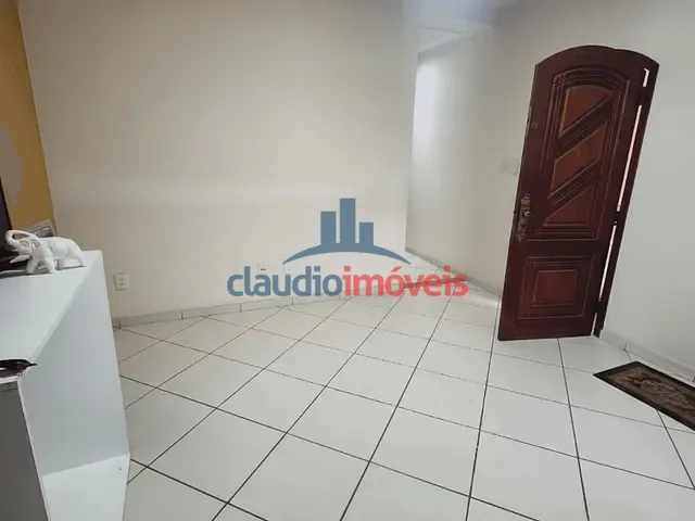 Casa com 255m² 3 quartos e 3 banheiros, à venda, no bairro Parque Independência em Barra Mansa