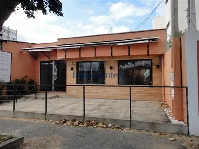 Casa com 450m² 4 quartos e 3 banheiros, à venda ou para alugar, no bairro Cambuí em Campinas