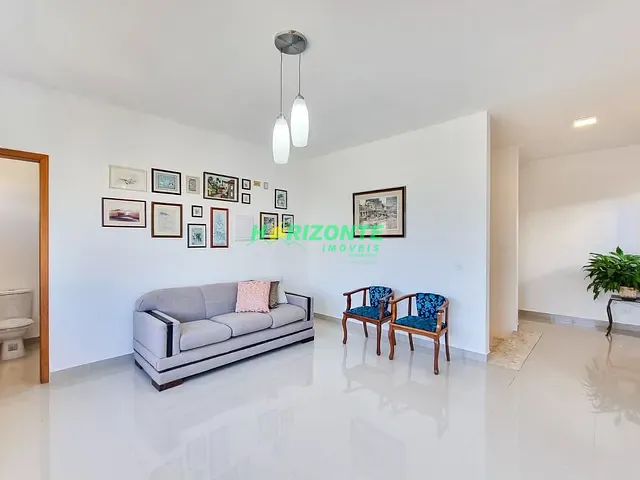 Casa com 457m² 4 quartos e 4 banheiros, à venda, no bairro Condomínio Residencial Jaguary em São José dos Campos