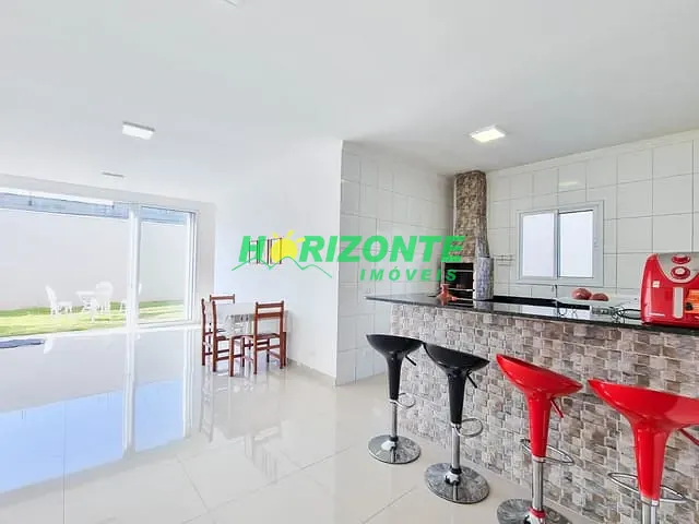 Casa com 457m² 4 quartos e 4 banheiros, à venda, no bairro urbanova em São José dos Campos