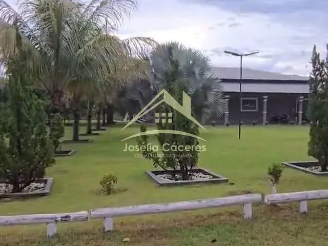 Casa com 2500m² 3 quartos e 3 banheiros, à venda, no bairro ÁGUA FRIA em Chapada dos Guimarães