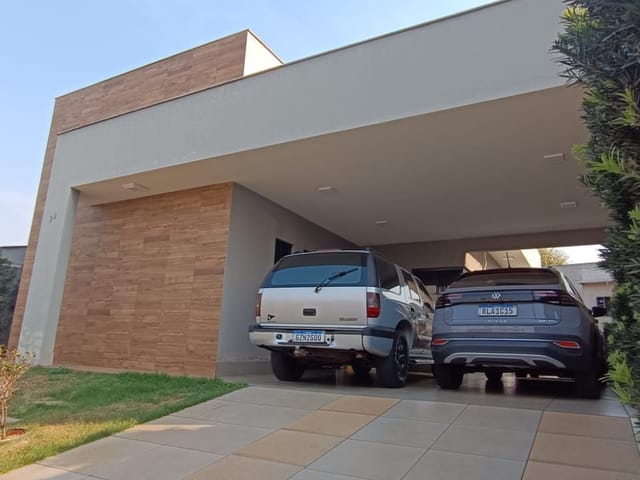 Casa com 422m² 3 quartos e 2 banheiros, à venda, no bairro Jardim Morada do Sol em Cambé