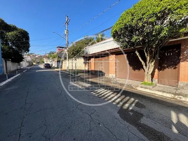 Casa com 250m² 4 quartos e 2 banheiros, à venda, no bairro Jardim Edith em São Paulo