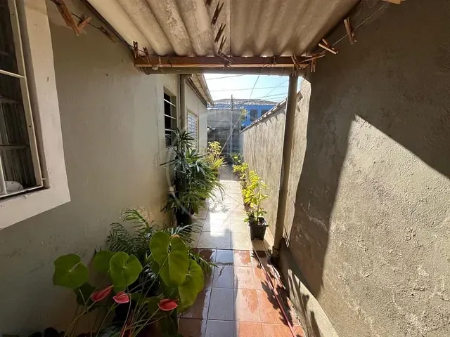 Casa com 250m² 4 quartos e 2 banheiros, à venda, no bairro Jardim Edith em São Paulo