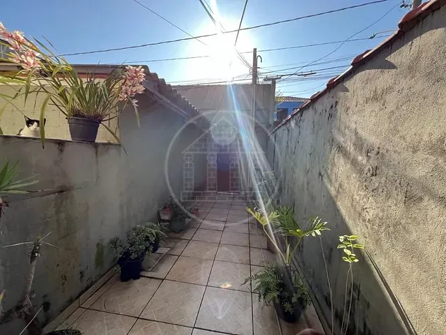 Casa com 250m² 4 quartos e 2 banheiros, à venda, no bairro Jardim Edith em São Paulo