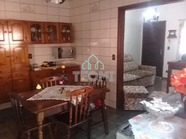 Casa com 172m² 3 quartos e 3 banheiros, à venda, no bairro Jardim da Luz em Taubaté