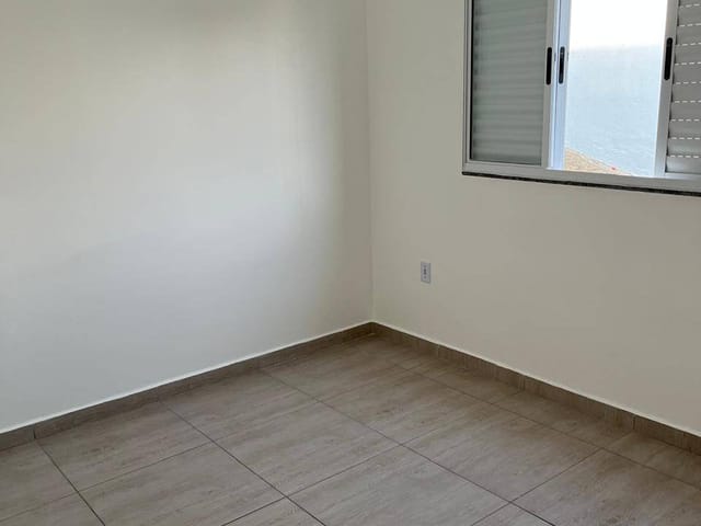 Casa 2 quartos e 1 banheiro, à venda, no bairro Mantiqueira em Extrema