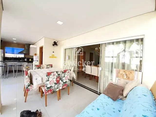 Casa com 360m² 4 quartos e 6 banheiros, à venda, no bairro Quinta Ranieri em Bauru