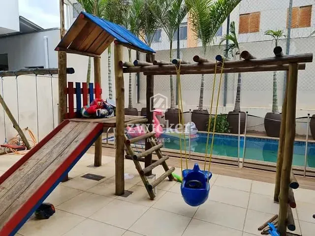 Casa com 360m² 4 quartos e 6 banheiros, à venda, no bairro Quinta Ranieri em Bauru