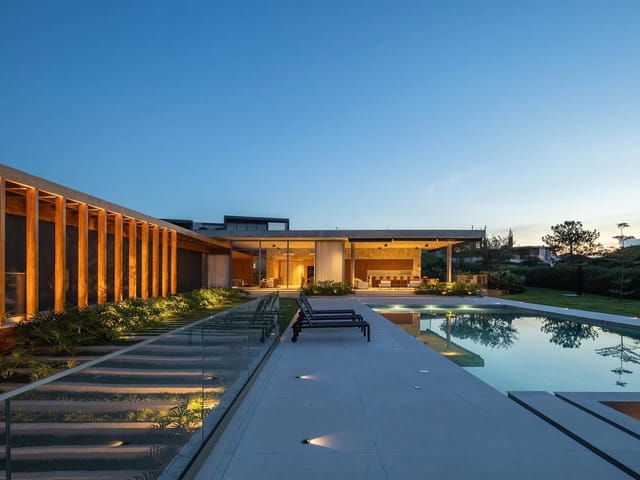 Casa com 3020m² 6 quartos e 8 banheiros, à venda, no bairro Condomínio Quinta da Baroneza II em Bragança Paulista