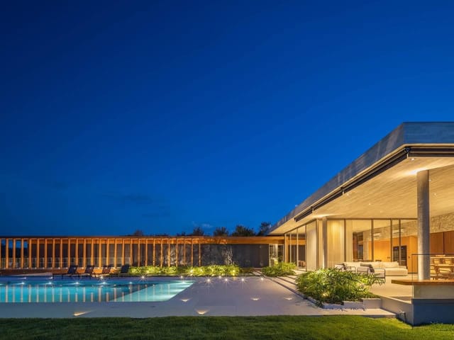 Casa com 3020m² 6 quartos e 8 banheiros, à venda, no bairro Condomínio Quinta da Baroneza II em Bragança Paulista