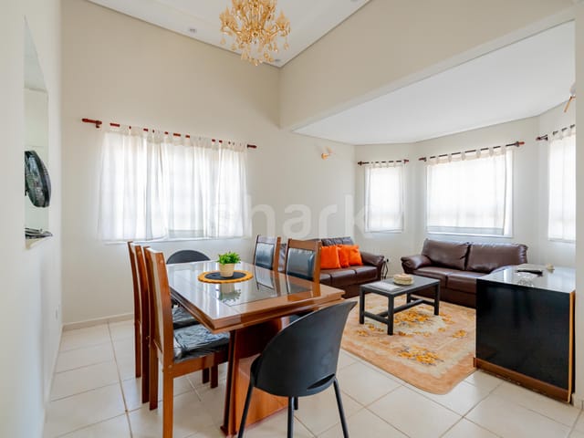 Casa com 450m² 3 quartos e 3 banheiros, à venda, no bairro Paranapanema em Paranapanema