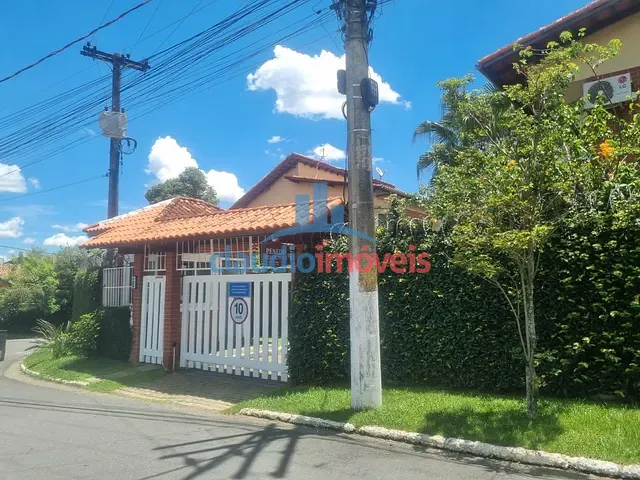 Casa 2 quartos e 2 banheiros, à venda ou para alugar, no bairro Jardim Martineli em Itatiaia