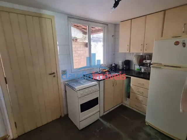 Casa 2 quartos e 2 banheiros, à venda ou para alugar, no bairro Jardim Martineli em Itatiaia