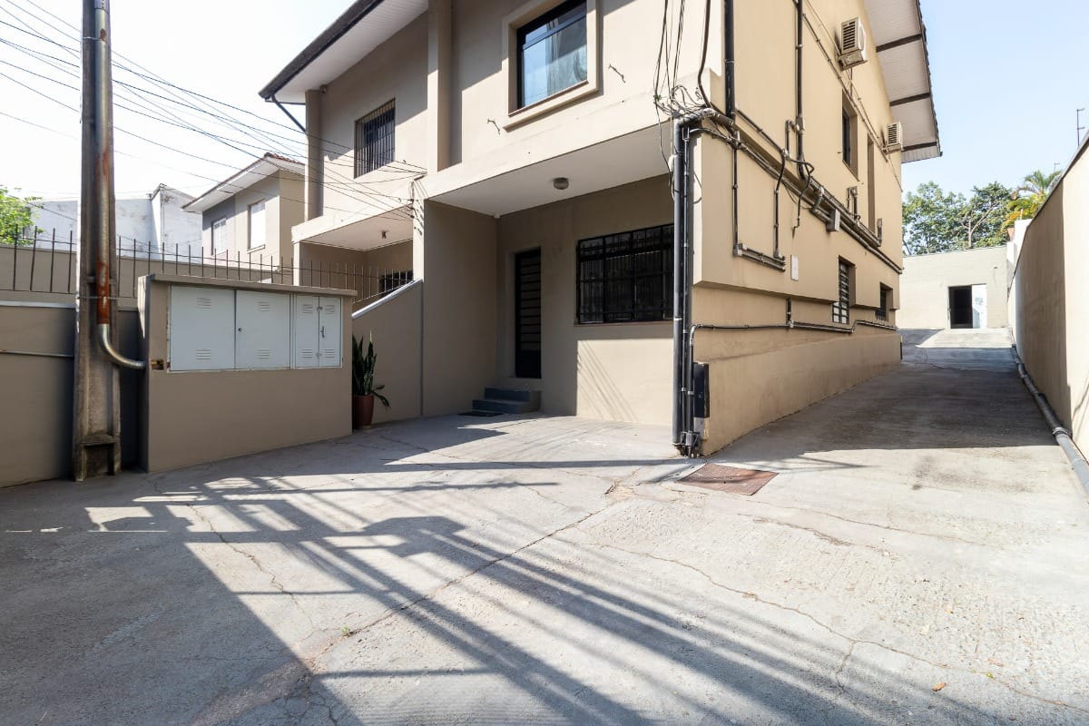 Casa comercial para venda em Vila Congonhas, 208m²