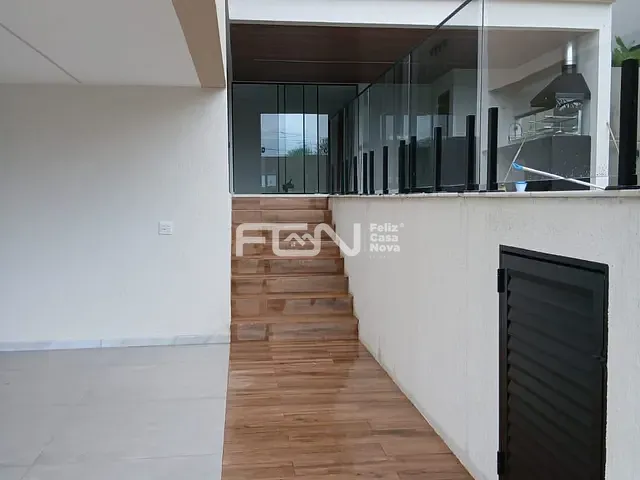 Casa 4 quartos e 5 banheiros, à venda, no bairro Vila de Abrantes (Abrantes) em Camaçari