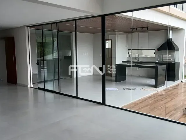 Casa 4 quartos e 5 banheiros, à venda, no bairro Vila de Abrantes (Abrantes) em Camaçari