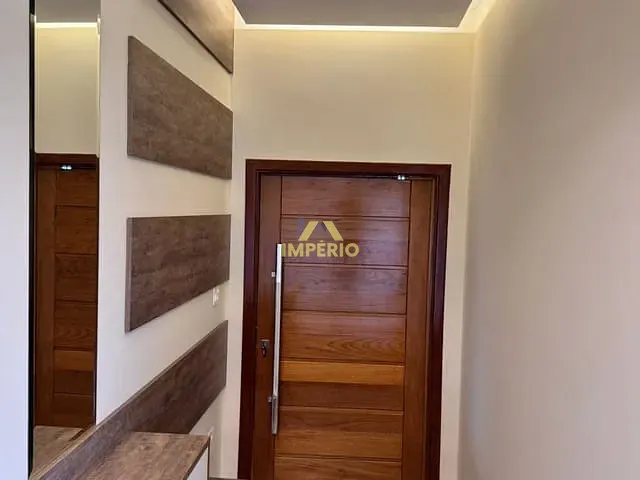 Casa 4 quartos e 6 banheiros, à venda ou para alugar, no bairro Terras de Mont Serrat em Salto