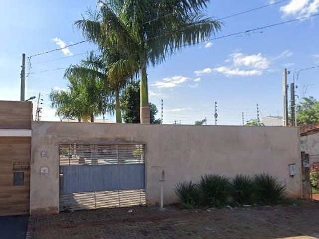 Casa com 300m², à venda, no bairro Jardim Boa Vista em Cambé