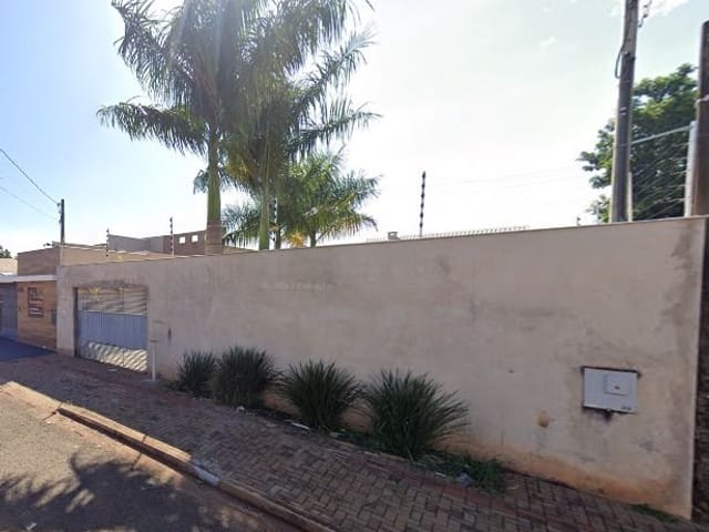 Casa com 300m², à venda, no bairro Jardim Boa Vista em Cambé