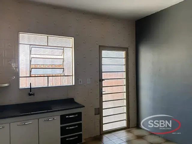 Casa com 50m² 2 quartos e 1 banheiro, para alugar, no bairro Jardim São Jorge em Nova Odessa