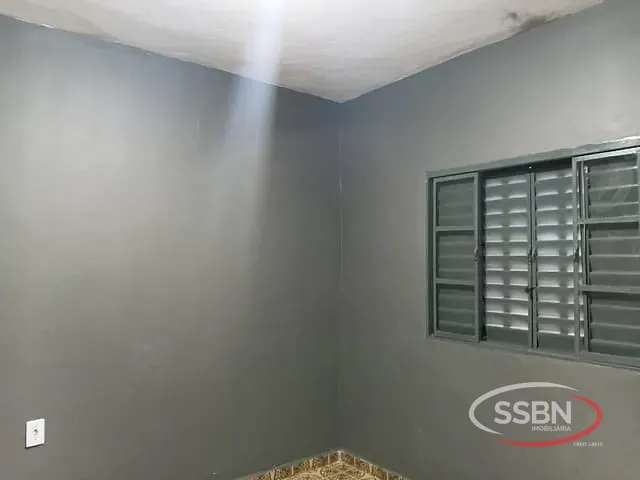 Casa com 50m² 2 quartos e 1 banheiro, para alugar, no bairro Jardim São Jorge em Nova Odessa